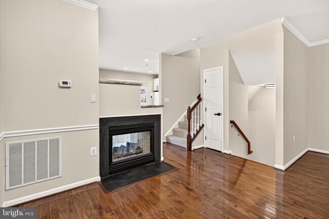 Building Photo - 6126 Madison Crest Ct