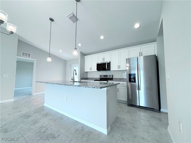 Building Photo - 2223 NW 8th Pl