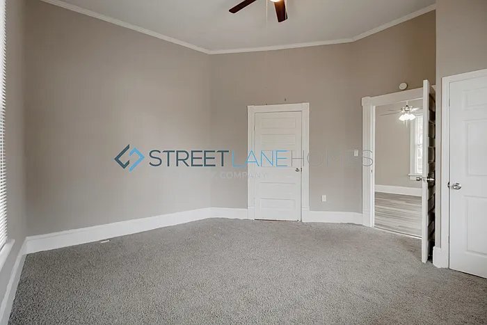 Building Photo - 2566 English Ave