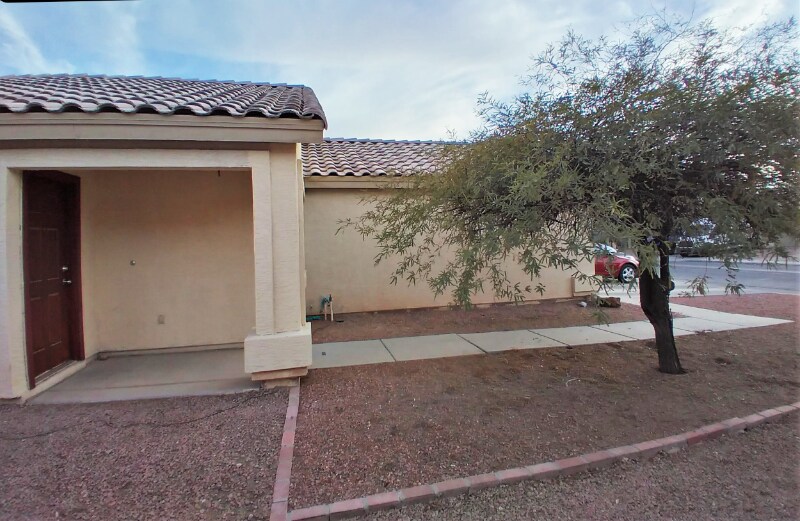 Building Photo - 12423 N 121st Dr