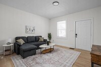 Building Photo - 211 N Addison St