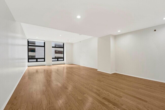 Building Photo - 680 N Lake Shore Dr