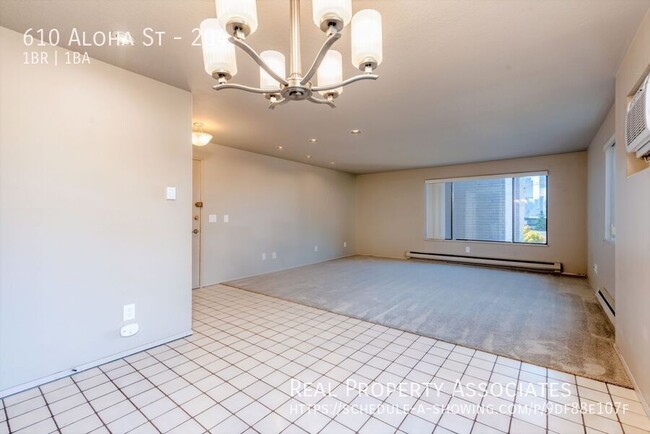 Building Photo - 610 Aloha St