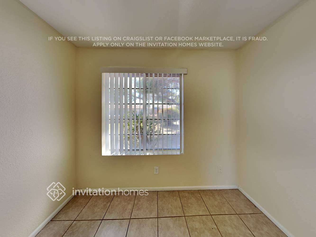 Building Photo - 8008 W Mescal St