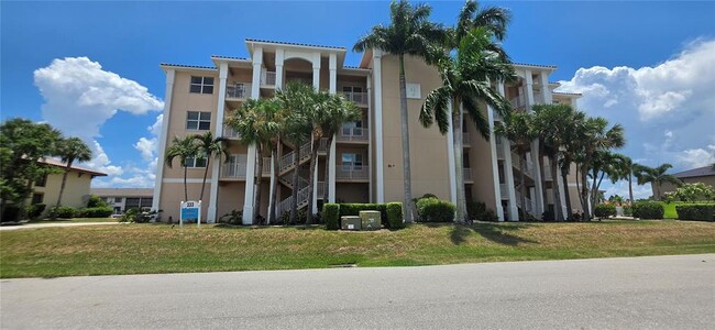 Building Photo - 222 Lewis Cir