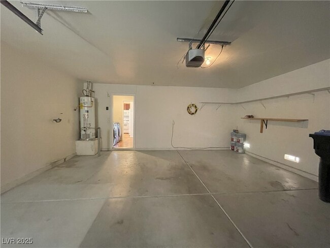 Building Photo - 6122 Cozy Creek St