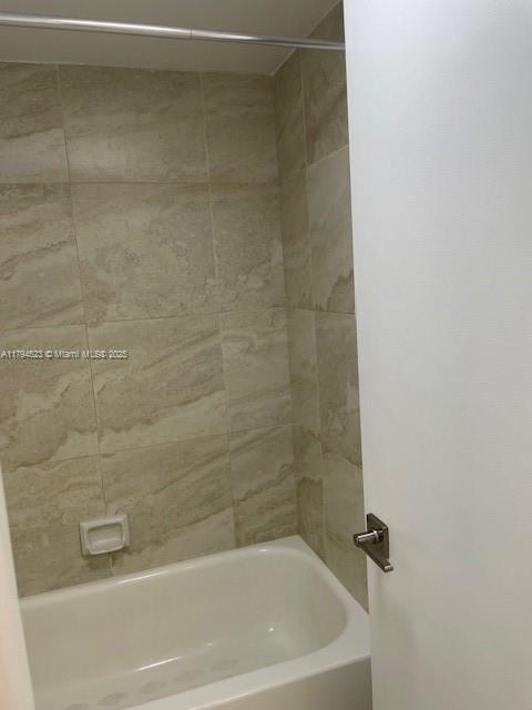 Building Photo - 20515 E Country Club Dr