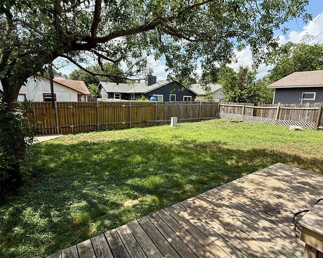 Building Photo - 4515 Keota Dr