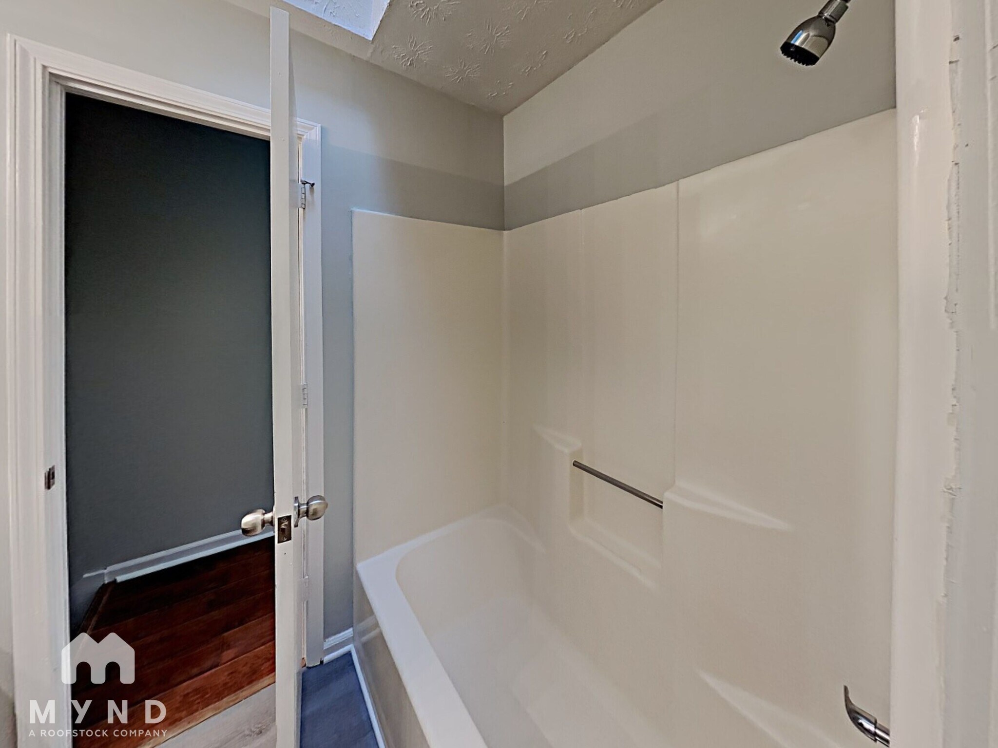 Building Photo - 2682 Winding Creek Dr