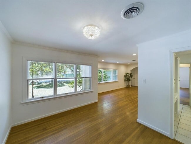 Building Photo - 4031 Whitman St