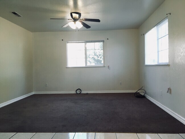 Building Photo - 1111 Central Ave