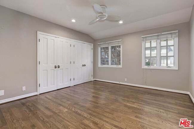 Building Photo - 1277 N Norman Pl