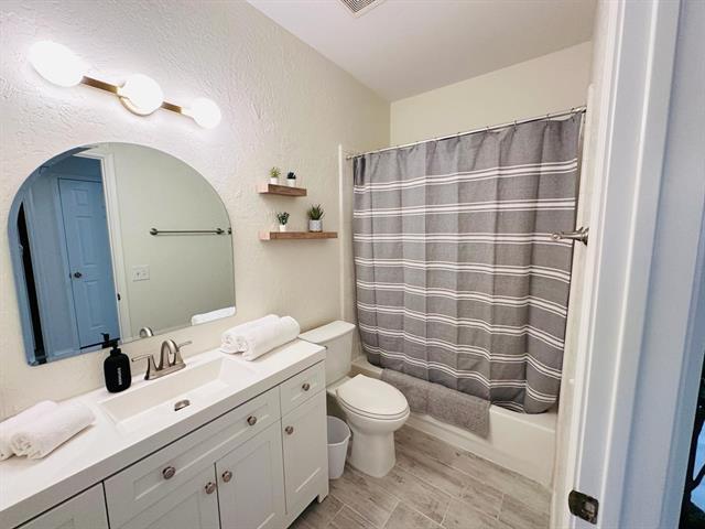 Building Photo - 6905 Cinnabar Dr