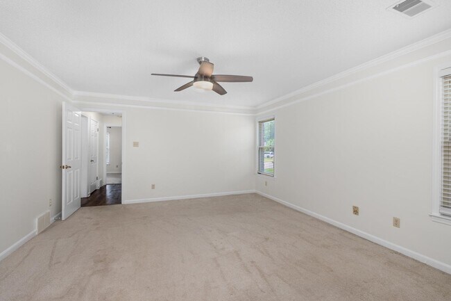 Building Photo - 3075 Stonecrest Cir