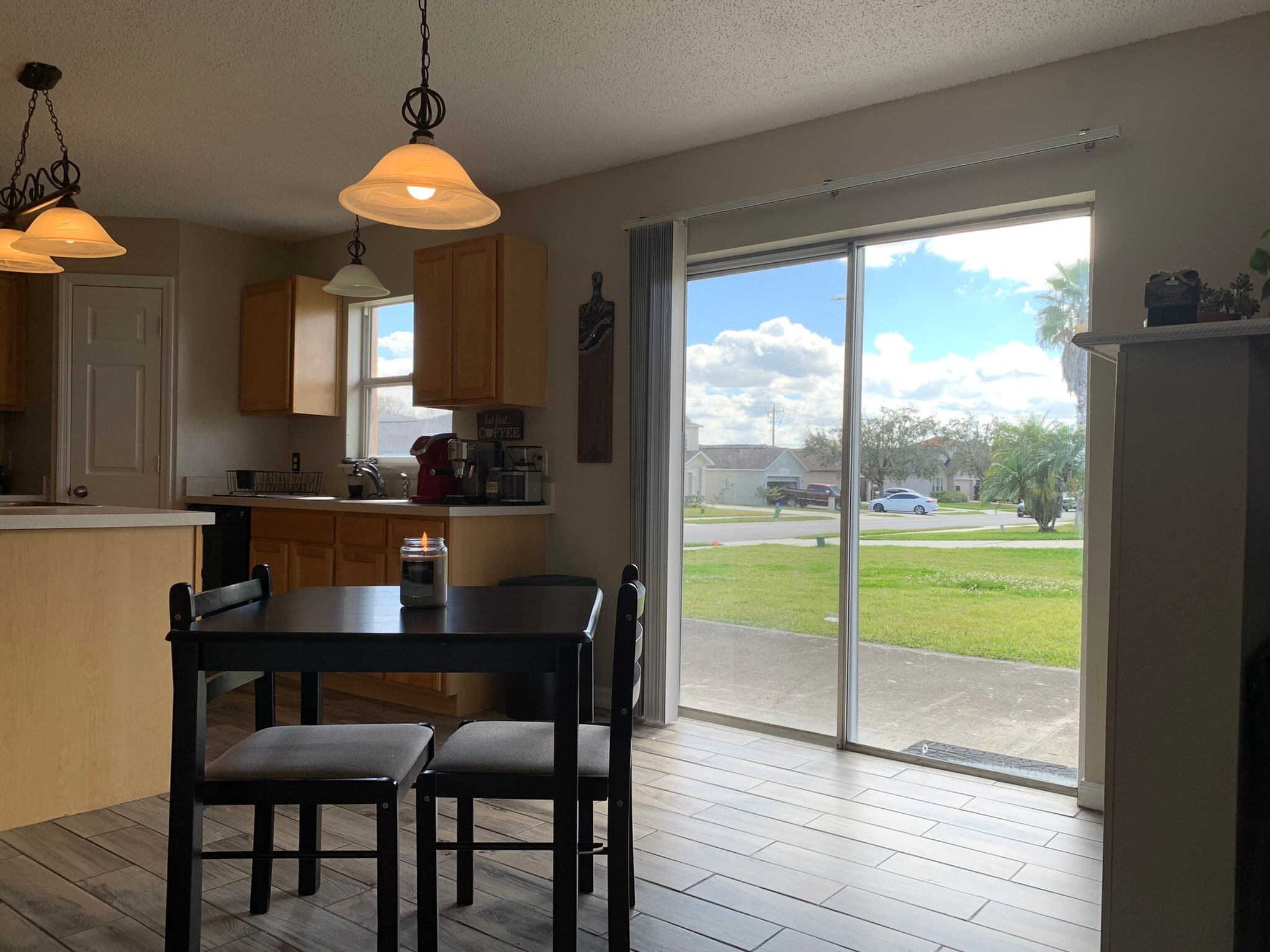 Kitchen - 422 Fairfield Dr
