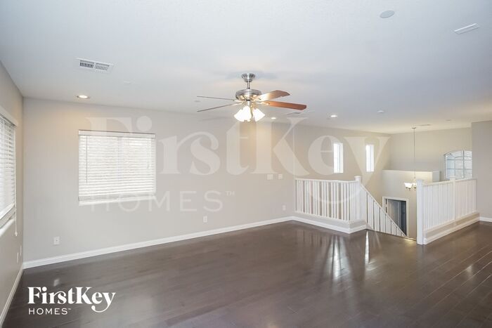 Building Photo - 10618 Gibbous Moon Dr
