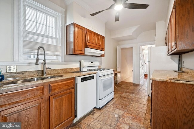 Building Photo - 4221 16th St NW