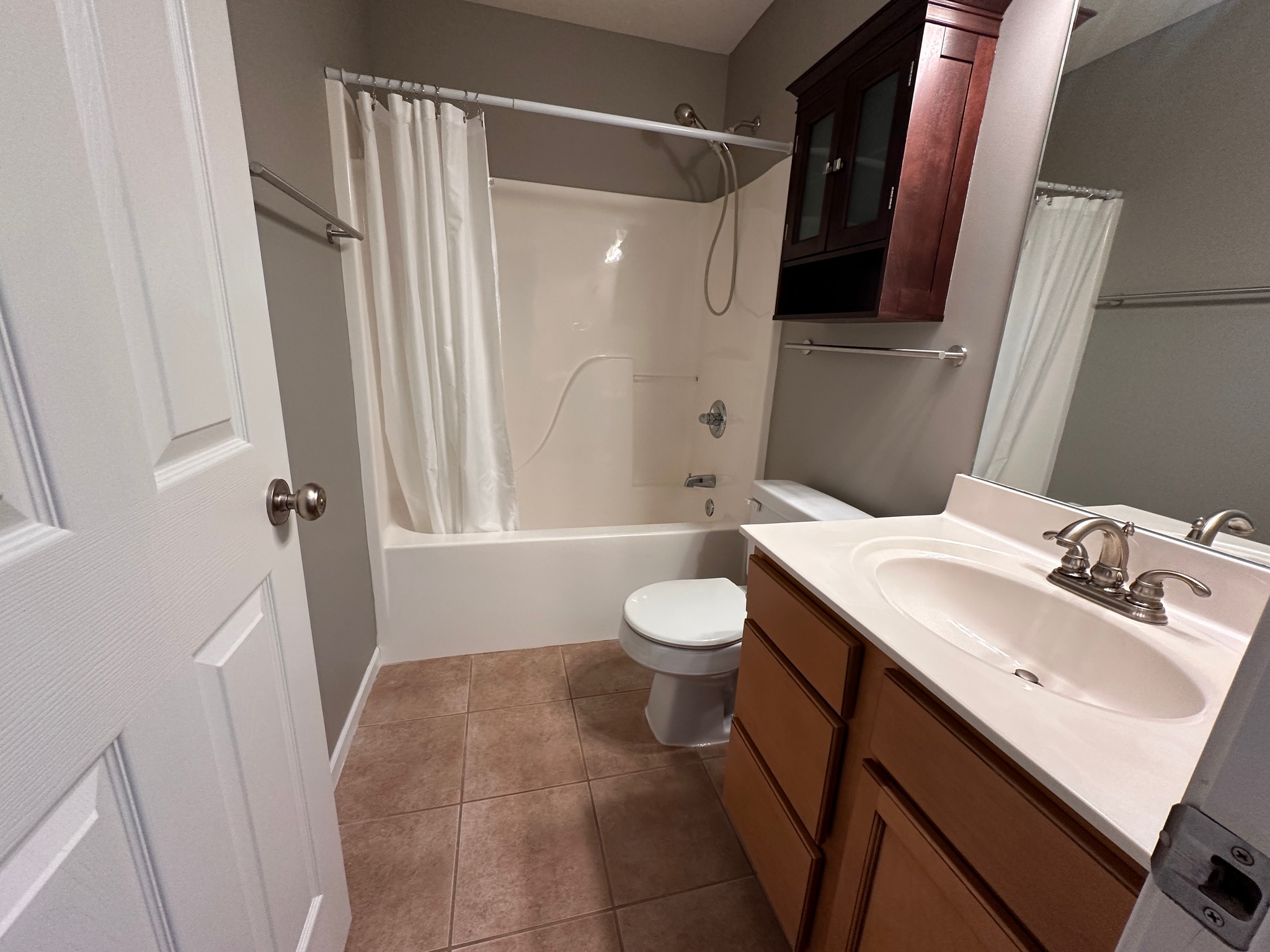 Main Bathroom 1 - 5110 Aspen Ridge Dr