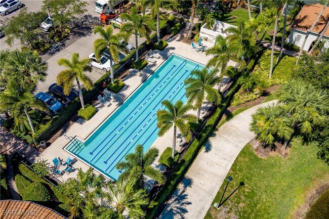 Building Photo - 4949 Kingston Way