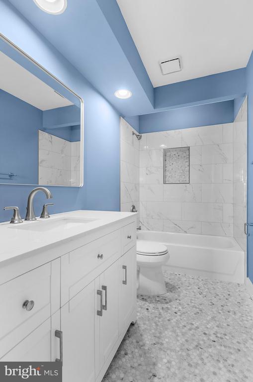 Building Photo - 7970 Heather Mist Dr
