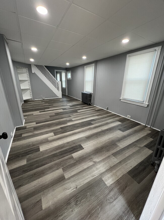 Building Photo - 85 Chestnut St