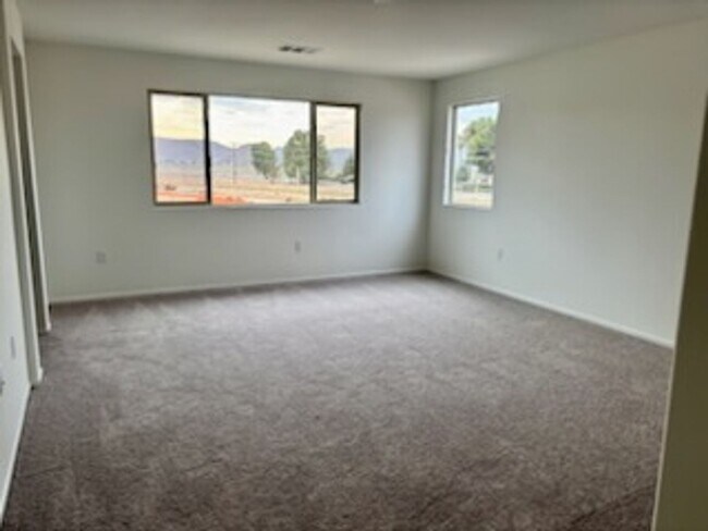 Building Photo - Brand New two-story 6 Bedrooms, 3 Baths So...