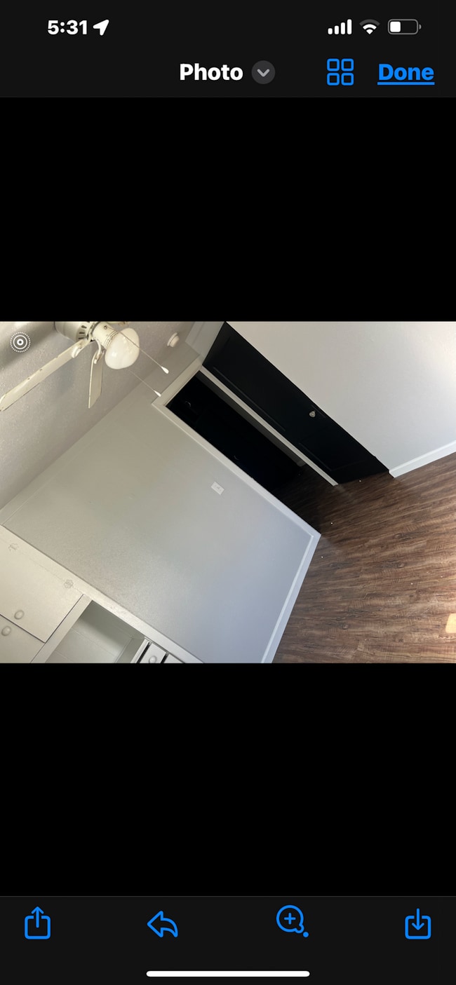 Building Photo - 1600 S Oak Ave