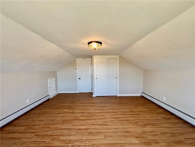 Building Photo - 5667 Dunning Ave