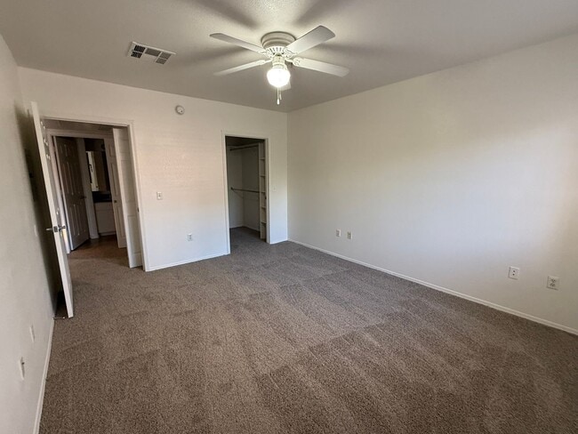 Building Photo - Downtown Gilbert- 1 bedroom condo $500.00 off 1st month rent!