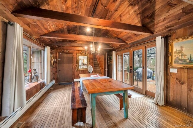 Building Photo - 807 Union Ave