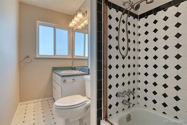 Building Photo - 1738 Wooten Rd