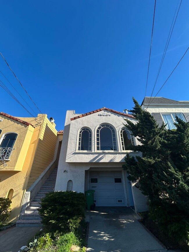 Building Photo - 1862 20th Ave