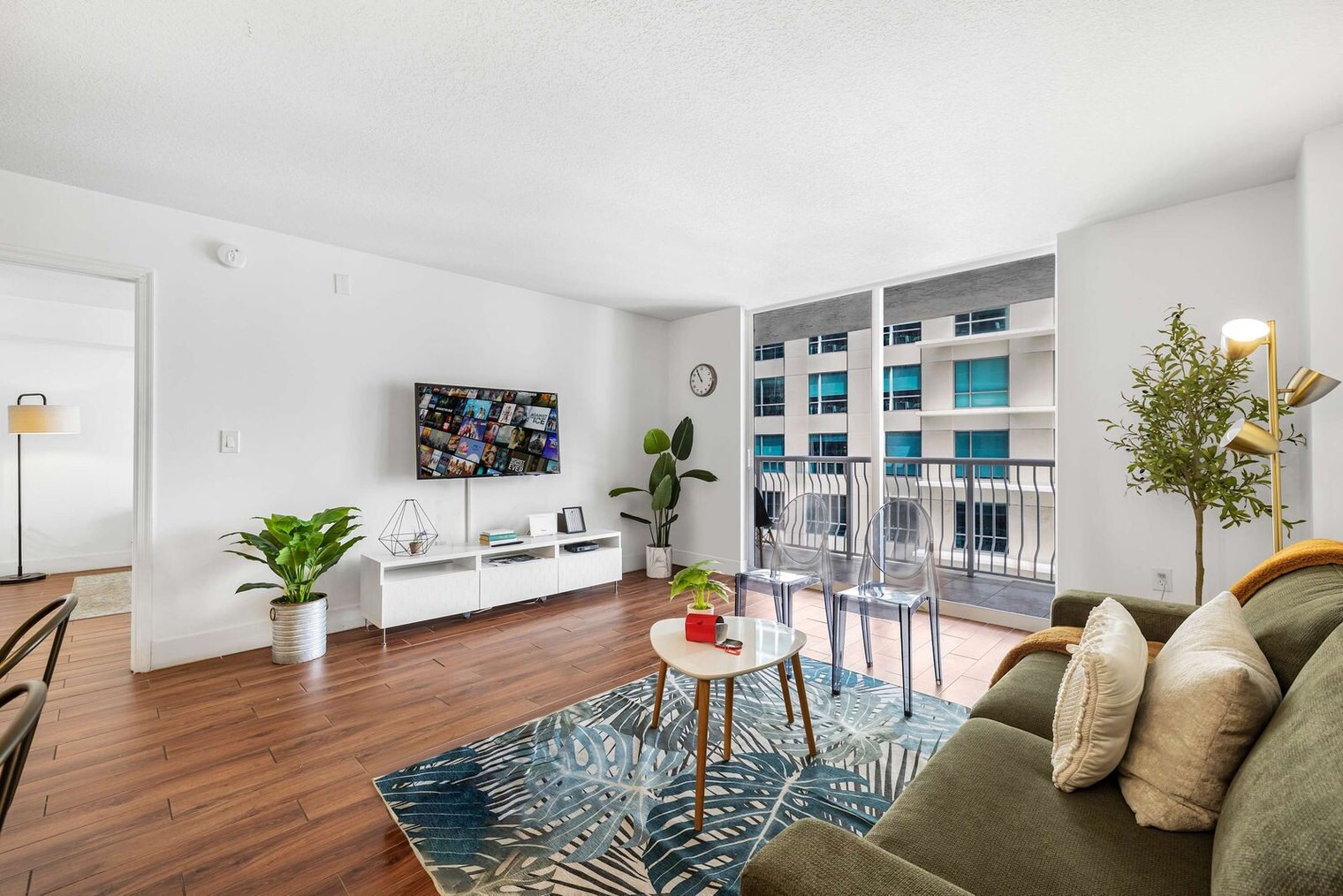Building Photo - 1200 Brickell Bay Dr