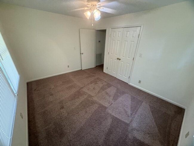 Building Photo - 1618 Trinity Cir