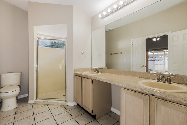 Building Photo - 2035 Attaway Dr