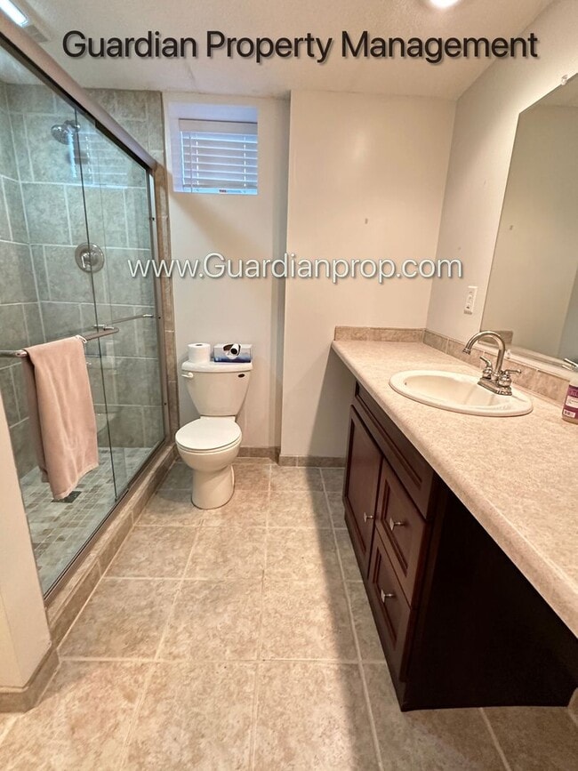 Building Photo - East Harriet Single Family Home, 2 Car Gar...