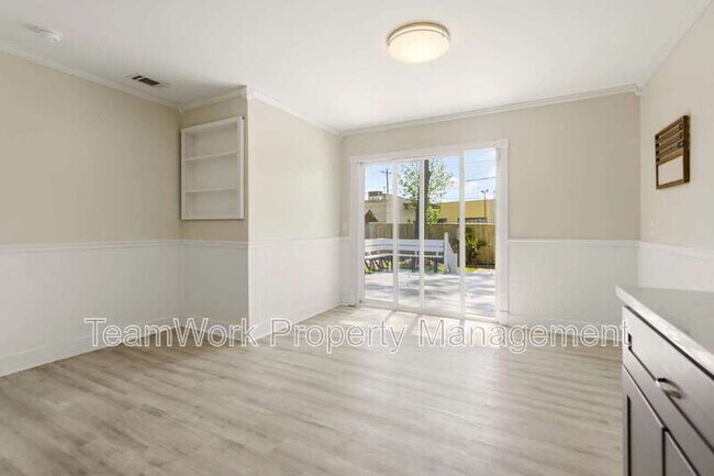 Building Photo - 1641 Falmouth St