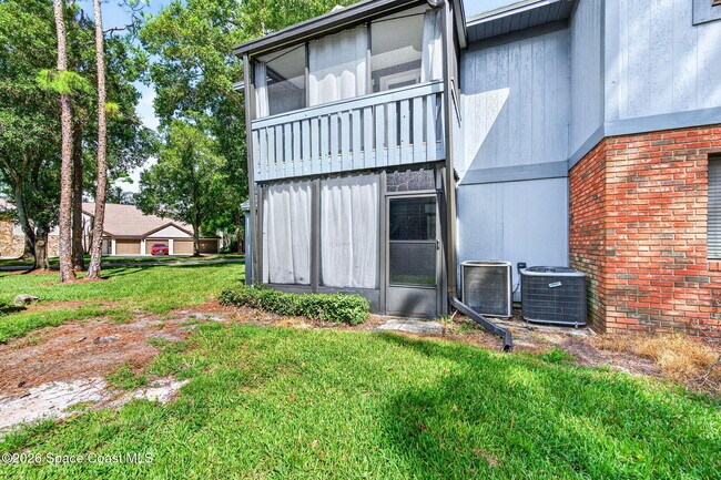 Building Photo - 9000 York Ln