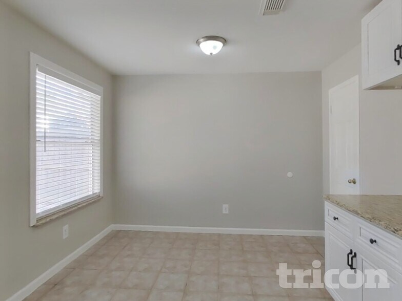 Building Photo - 21476 Palace Pines Dr