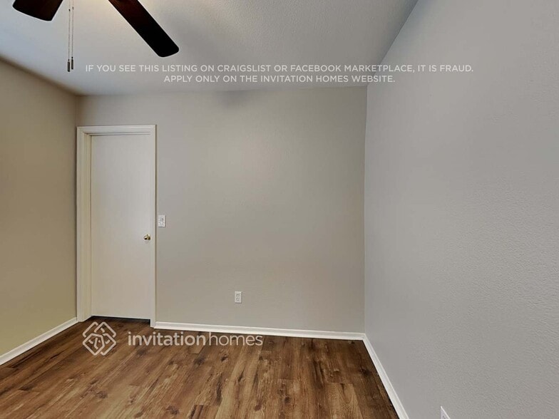 Building Photo - 6991 W Kings Ave