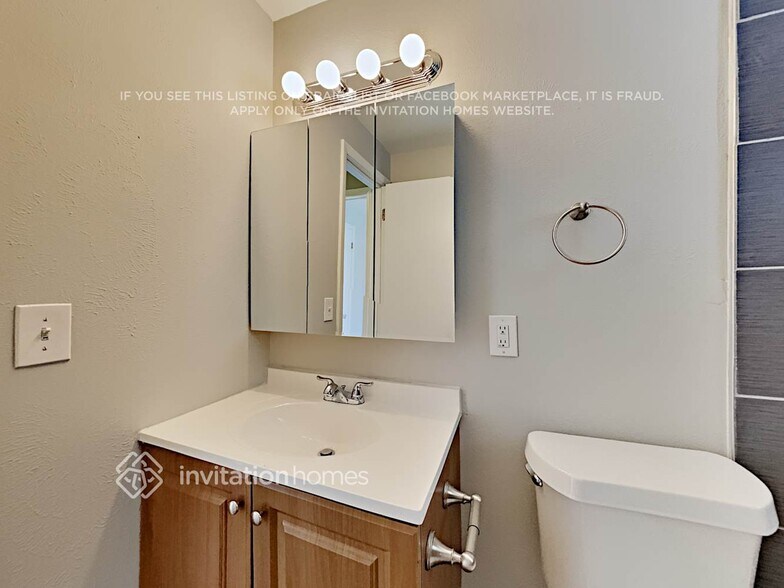 Building Photo - 5405 Jellison St