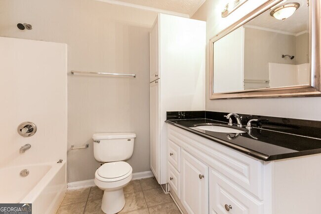 Building Photo - 3730 Sunny Hill Dr