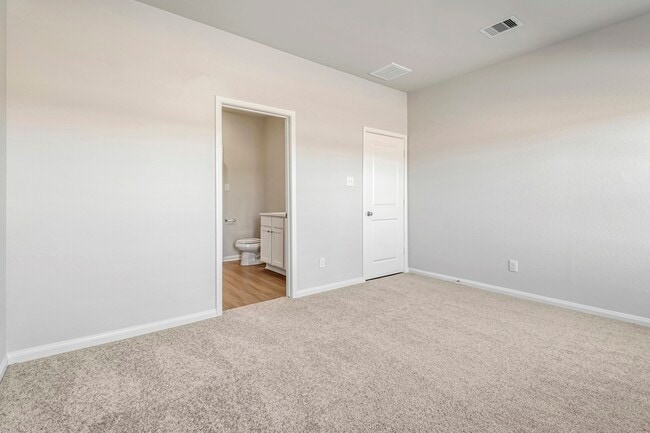 Building Photo - 8208 Burnt Orchid Dr