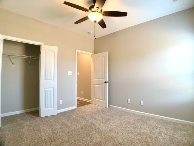 Building Photo - 413 Ayden Ln