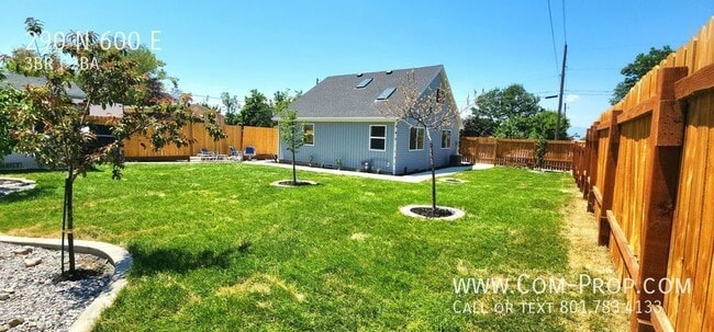 Building Photo - 290 N 600 E