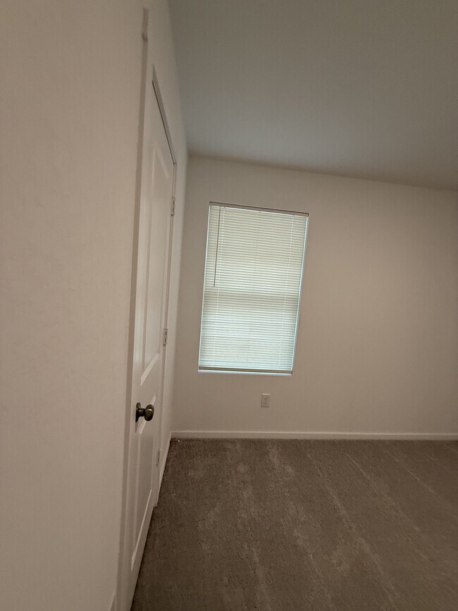 Building Photo - 2863 Red Diamond