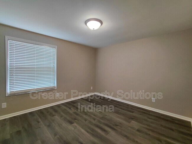 Building Photo - 2870 Vigo St