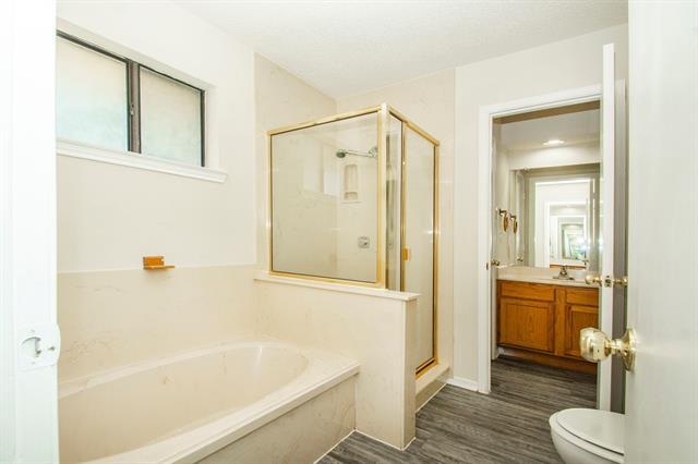 Building Photo - 8406 Americas Cup