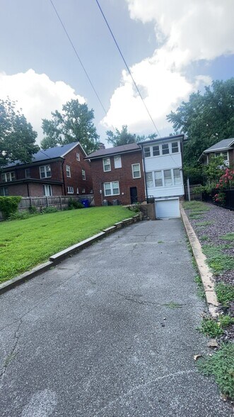 Building Photo - 6634 Pershing Ave