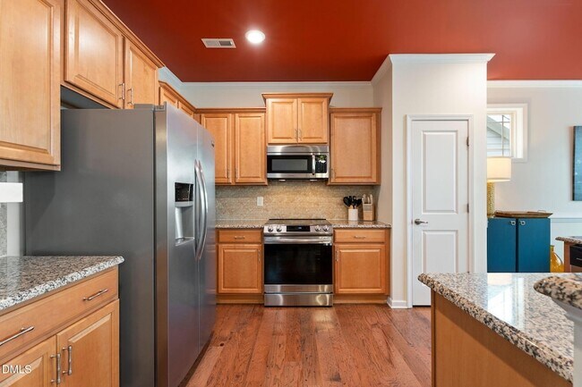 Building Photo - 2081 Great Ridge Pkwy